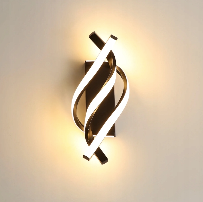 Moderna LED svetilka z močjo 22 W 