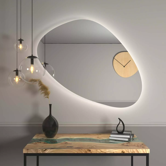 Organska LED žarnica z osvetlitvijo A20